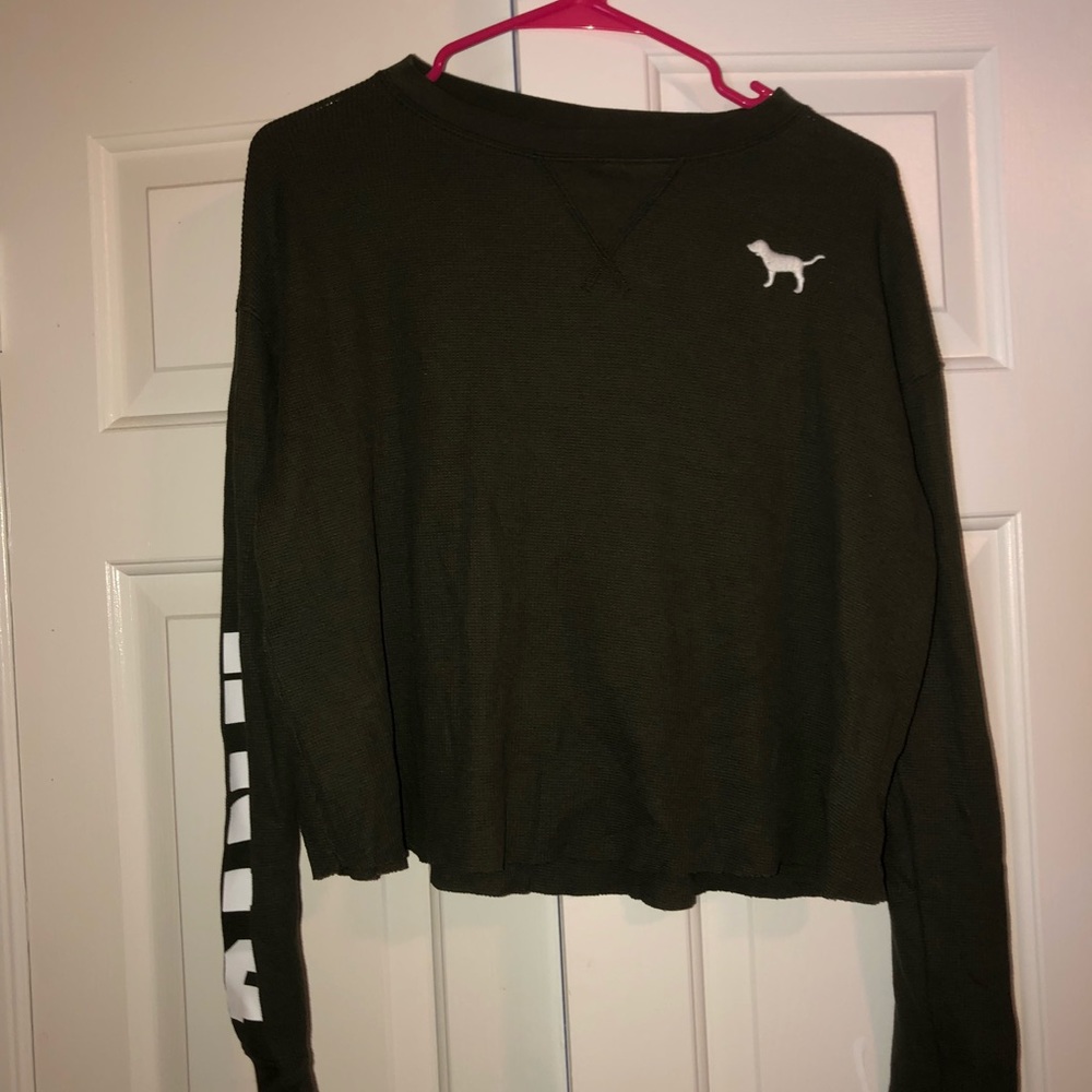 Pink long sleeve crop top